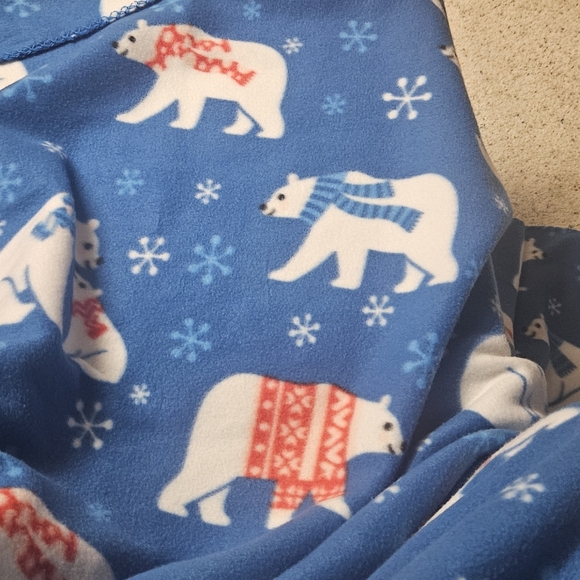 Polar bear blanket - Picture 3 of 3